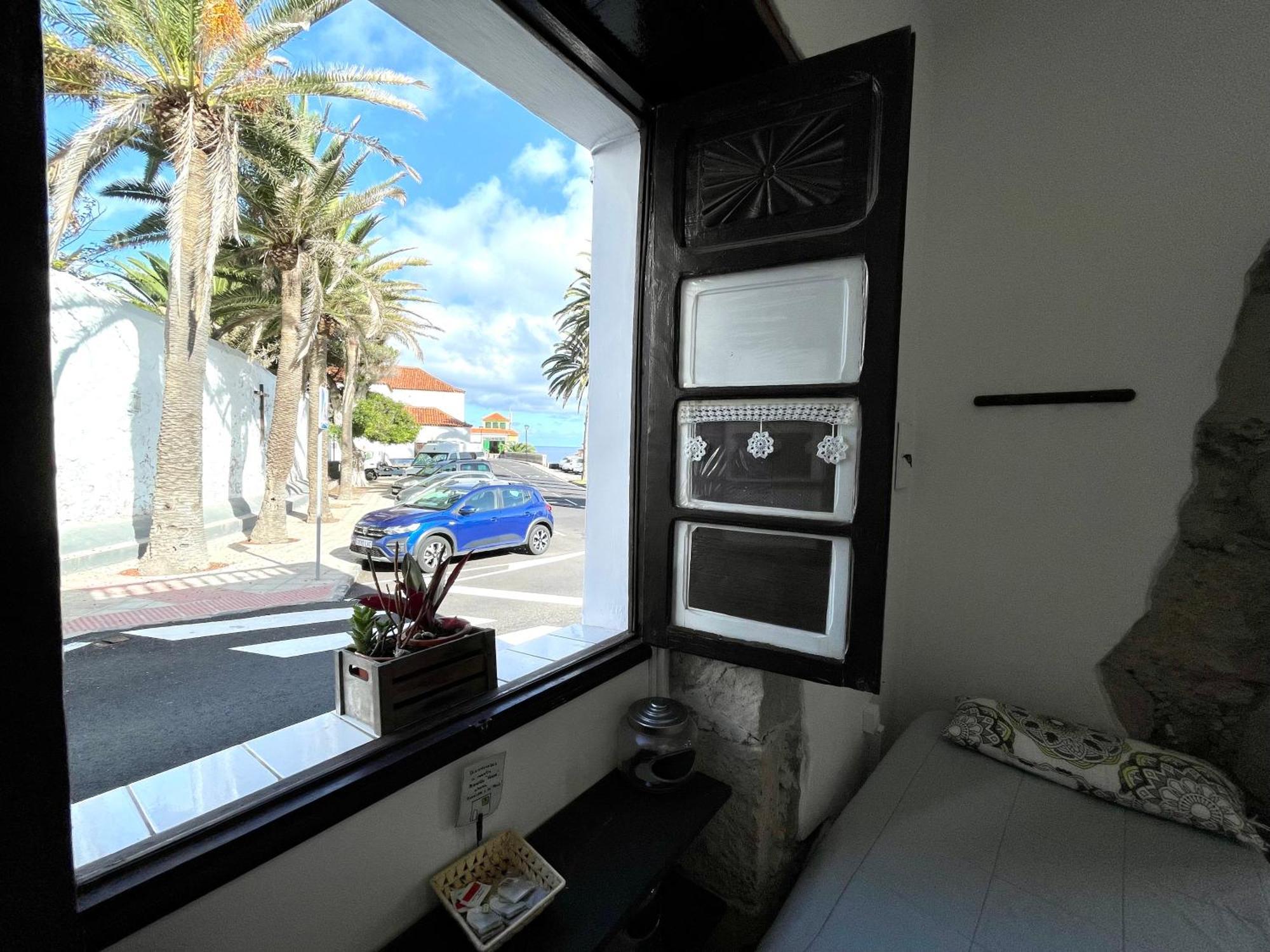 El Hostal Del Cubo San Juan de la Rambla ภายนอก รูปภาพ